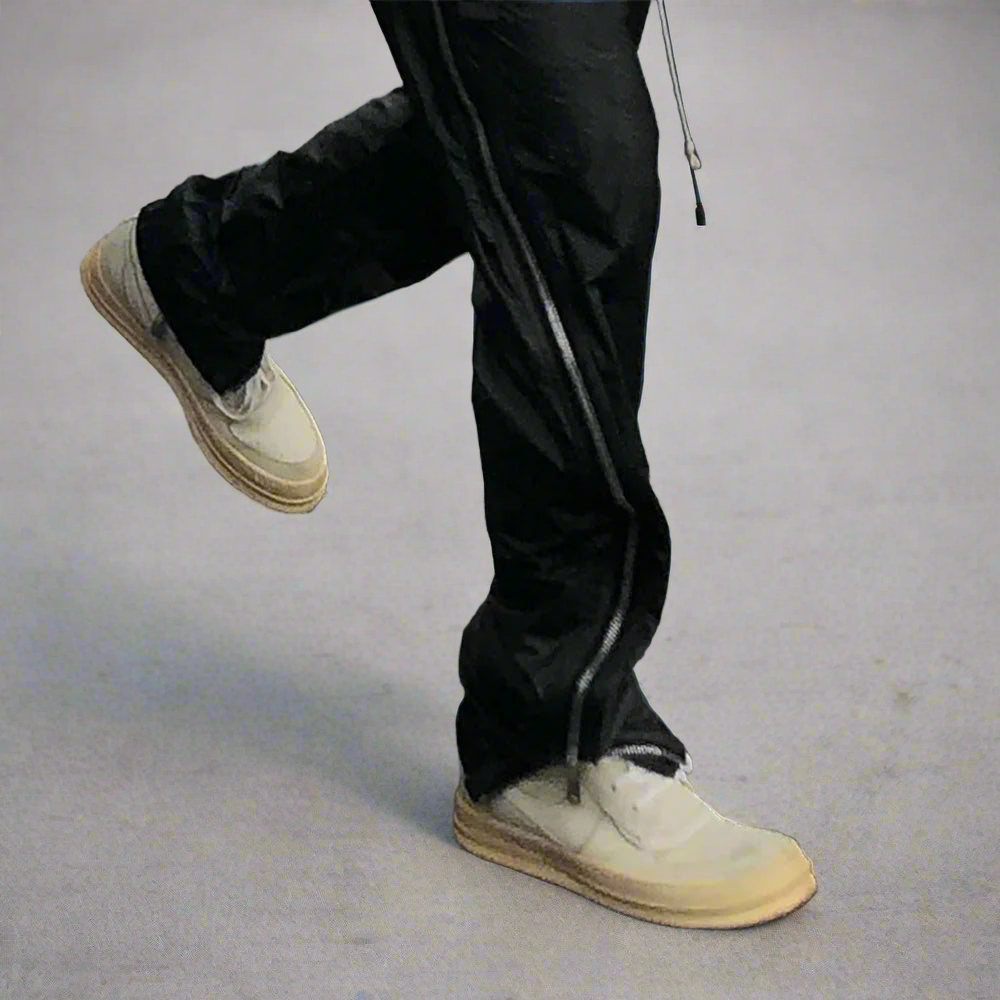 MEN'S ATHLETIC™
Swift Zip Performance Sweatpants