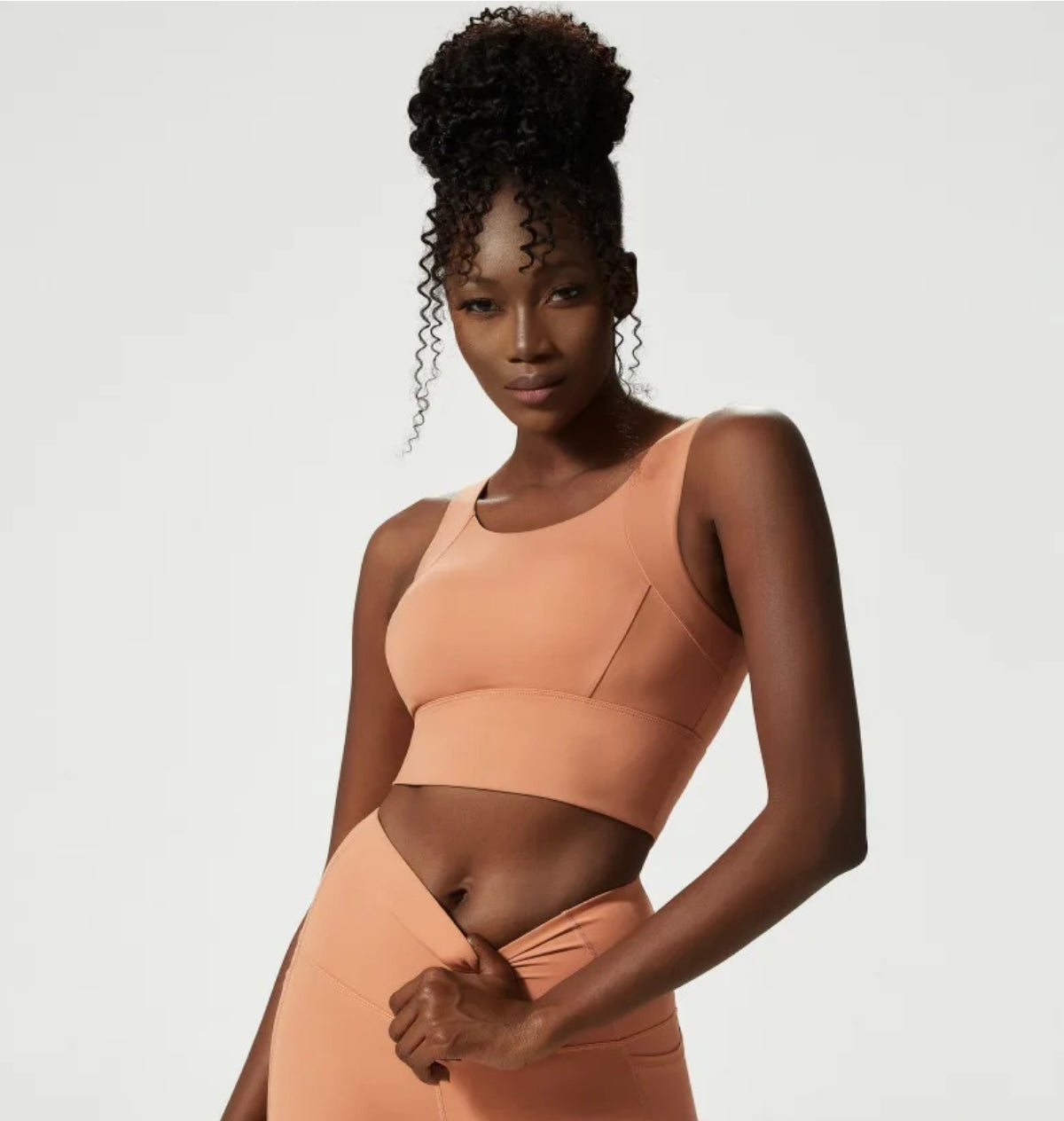 Women's Seamless Sports Bra