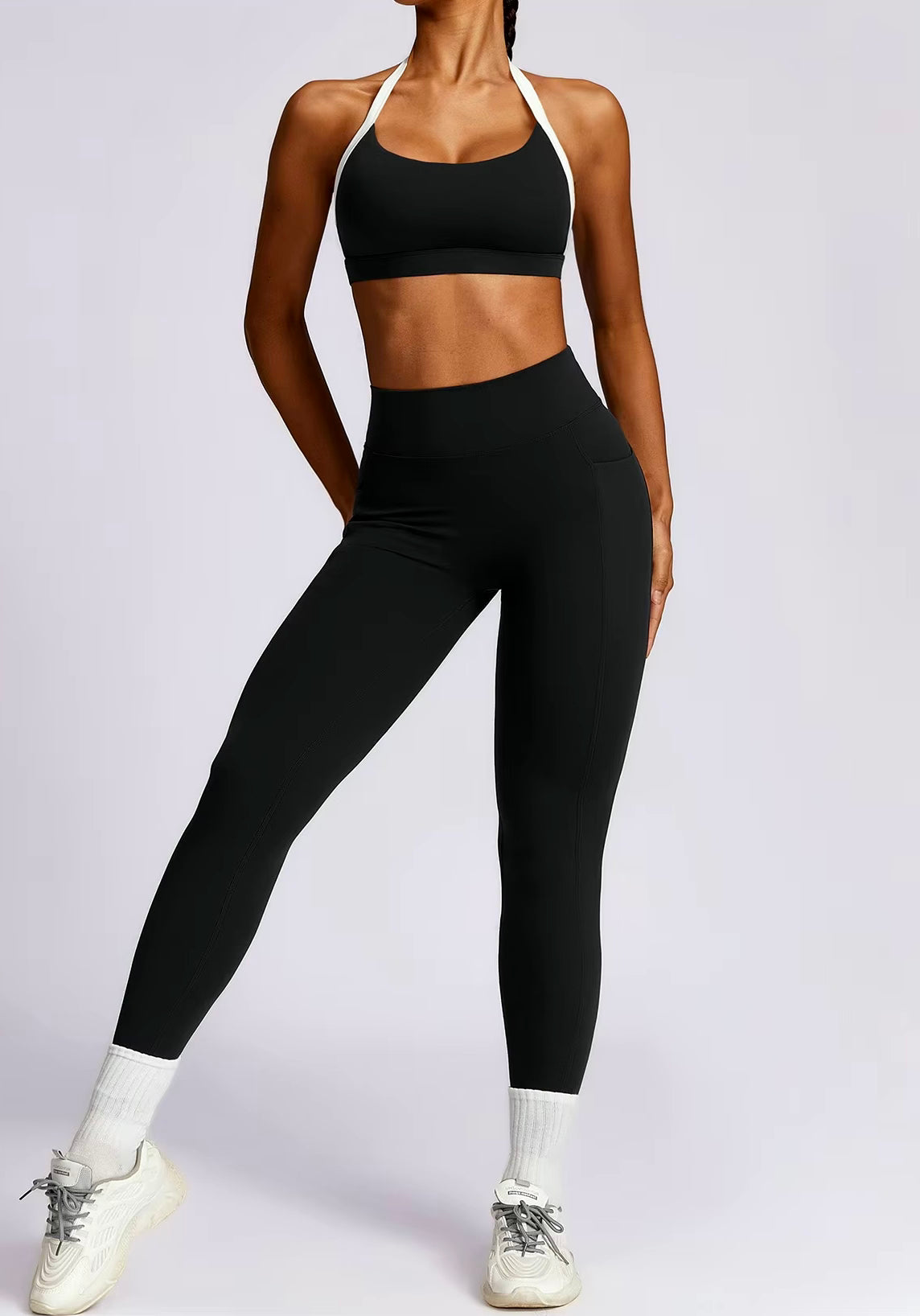 EVERYDAY ESSENTIAL HALTER BRA & LEGGINGS