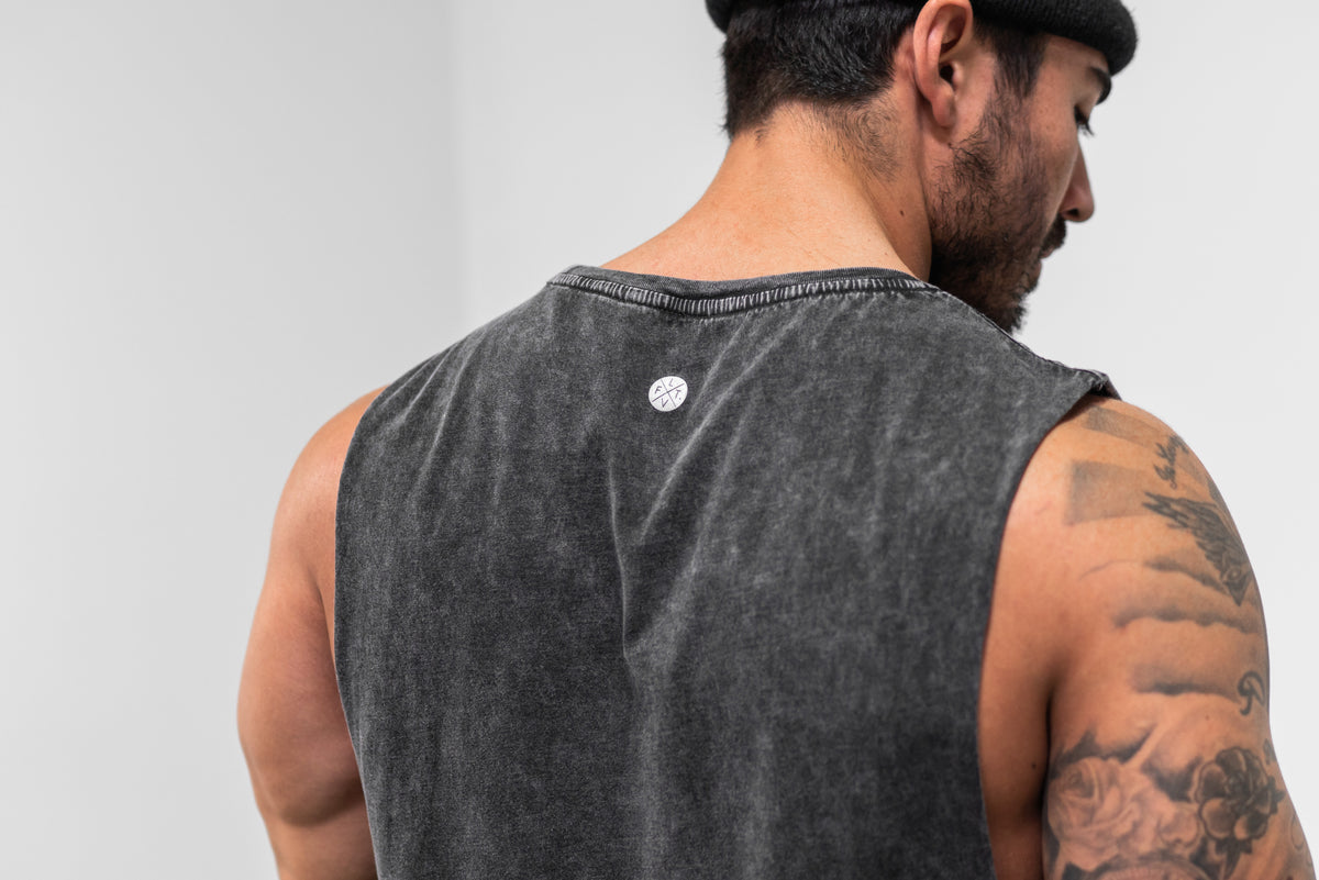 RetroRevive Collection
Men's Vintage Cut Off Tees: Summer Cotton Tank