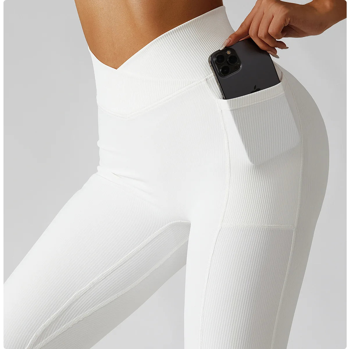 ELITE SCULPT™
CROSSOVER HIGH-WAIST LEGGINGS