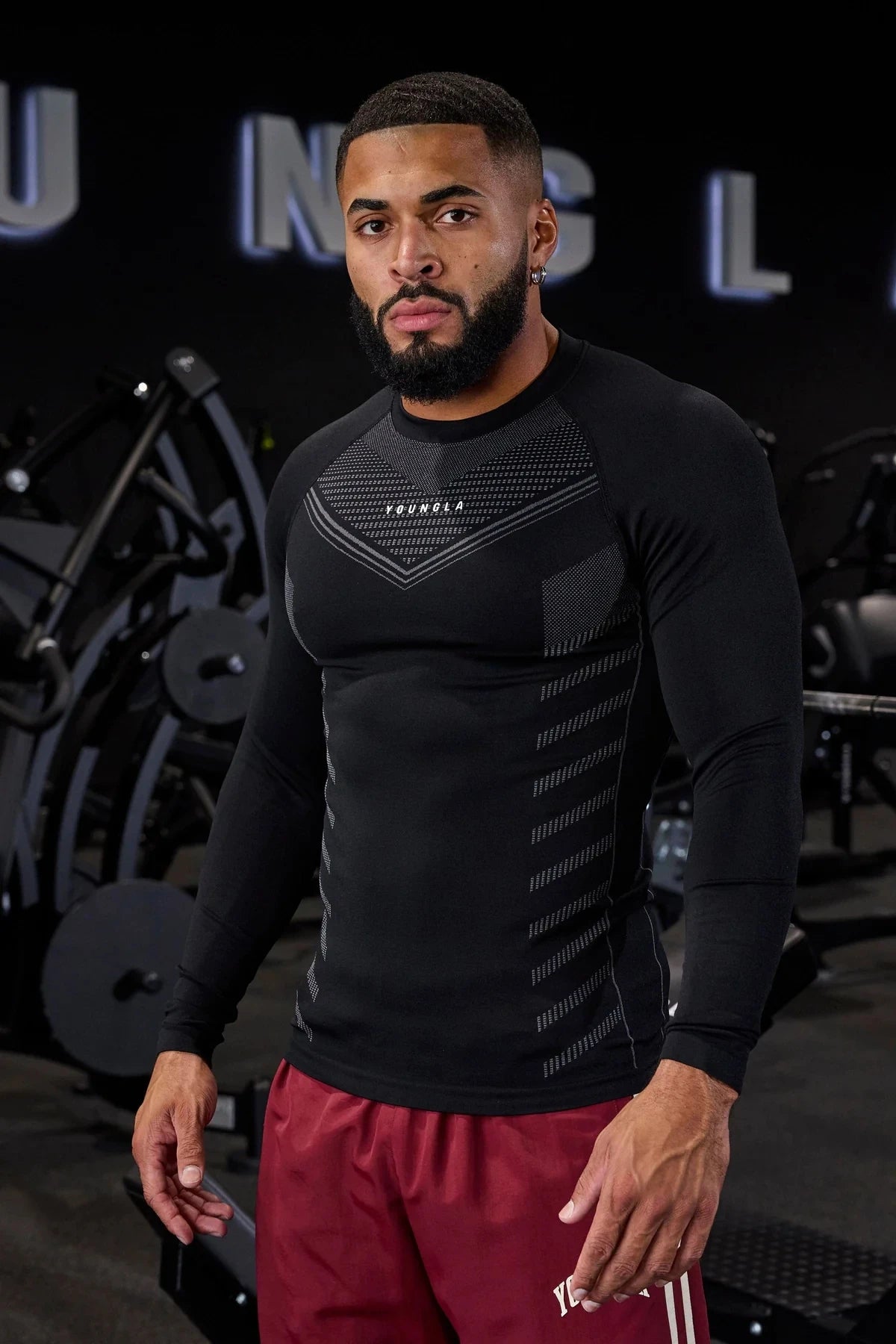 ATHLETIC ESSENTIAL
Men's Performance Long-Sleeve T-Shirt
