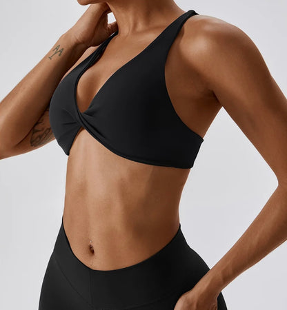 A.V MAXIMUS™
WOMEN'S HIGH-IMPACT SPORTS BRA