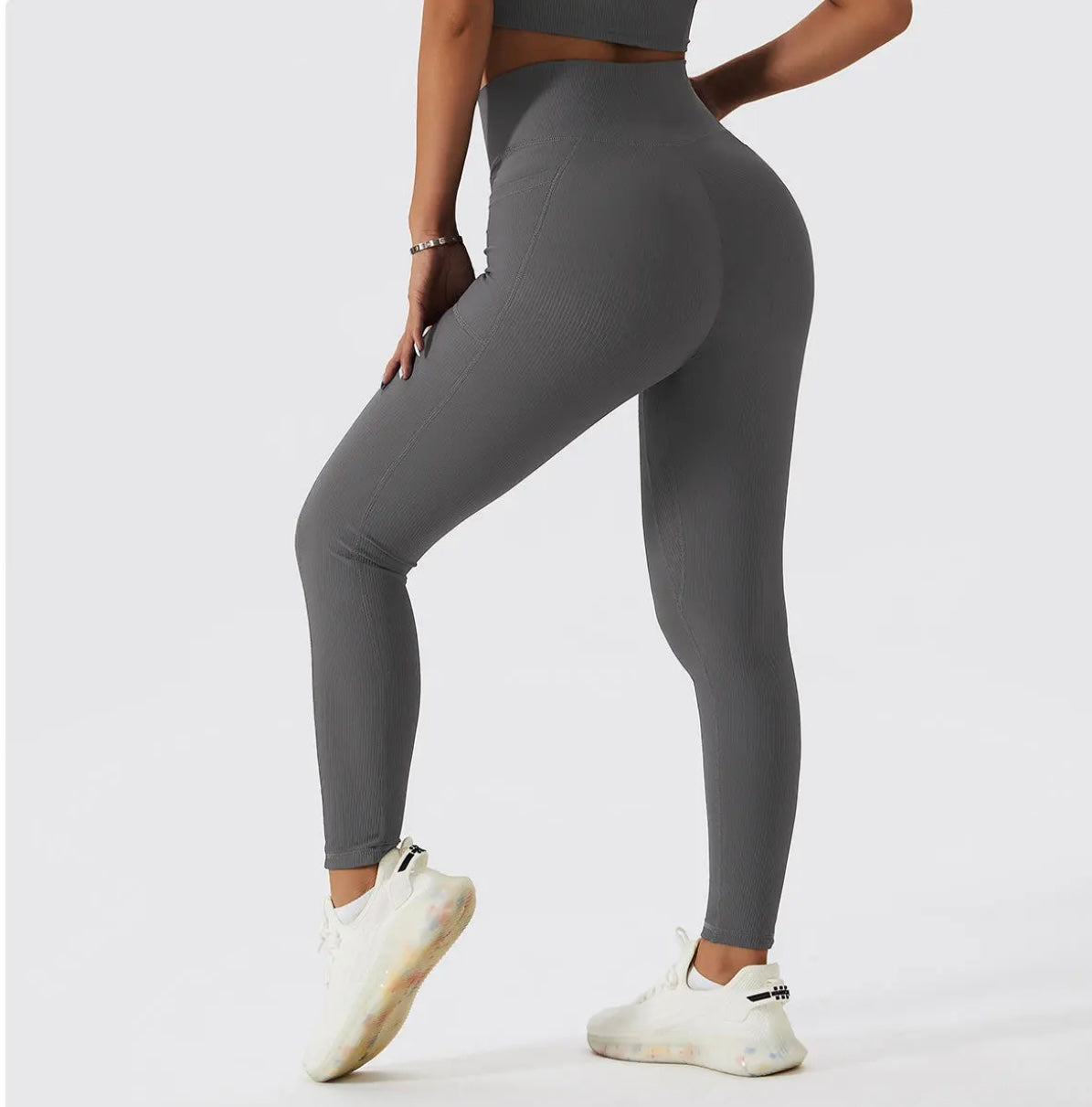 ELITE SCULPT™
CROSSOVER HIGH-WAIST LEGGINGS