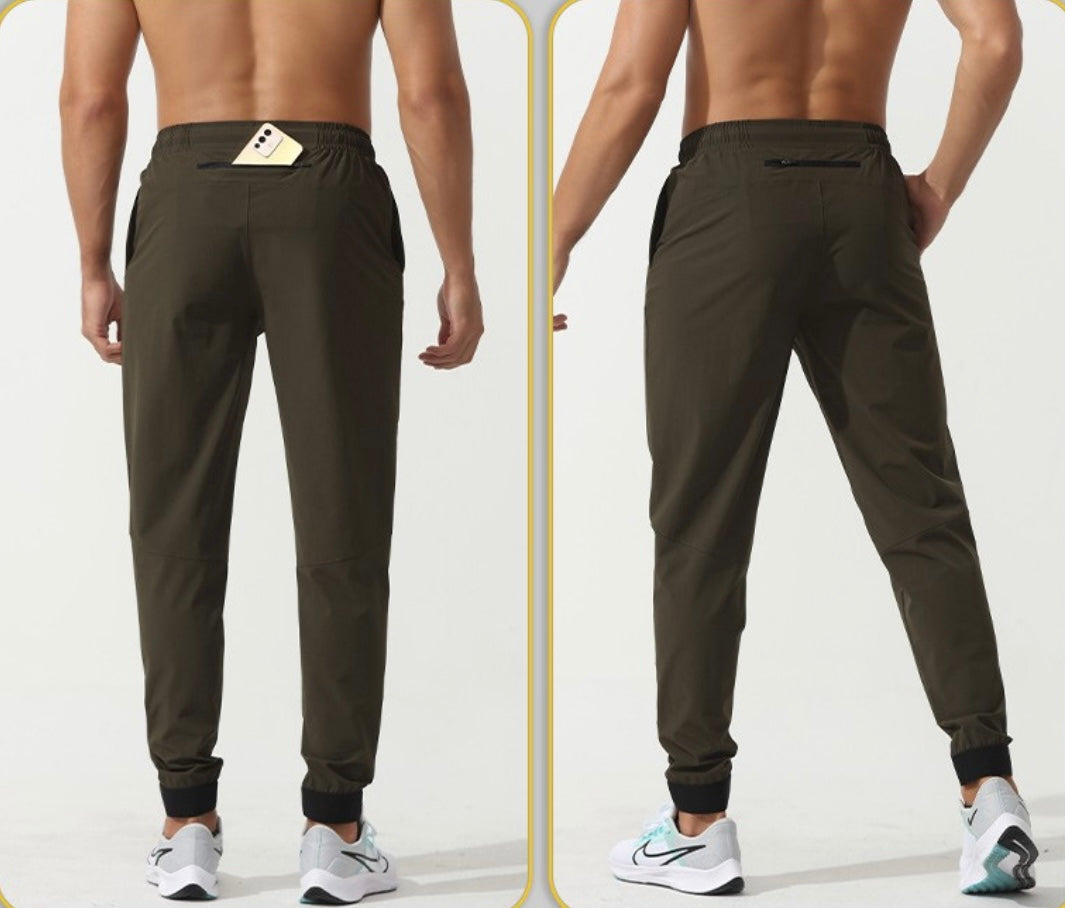 MotionMaster™ Edition
Men's A.V Unstoppable Athletic Pants