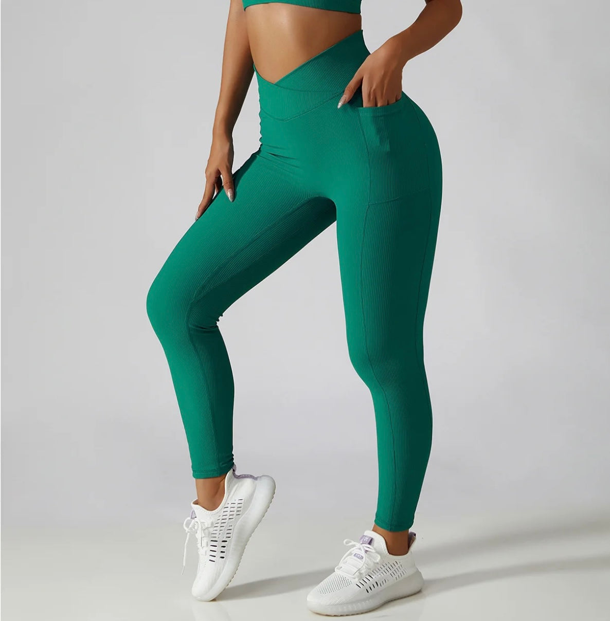 ELITE SCULPT™
CROSSOVER HIGH-WAIST LEGGINGS