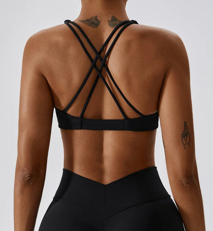 A.V MAXIMUS™
WOMEN'S HIGH-IMPACT SPORTS BRA