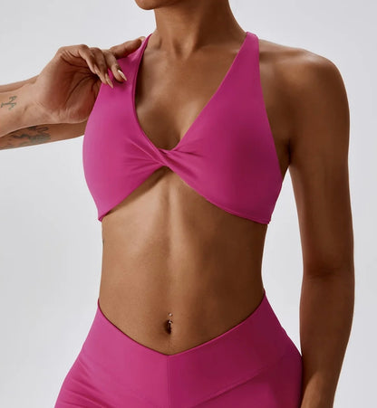 A.V MAXIMUS™
WOMEN'S HIGH-IMPACT SPORTS BRA