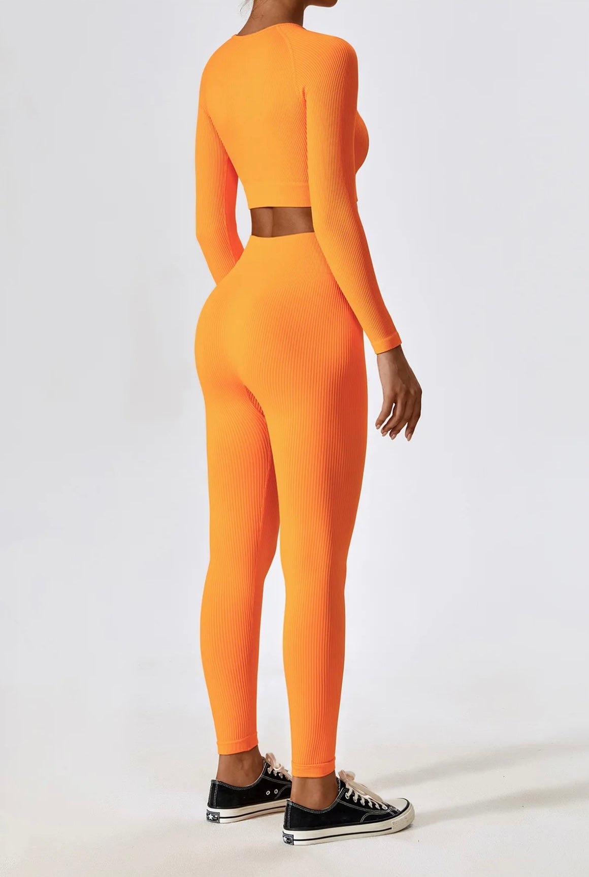 A.V Flex Long Sleeve Crop Top