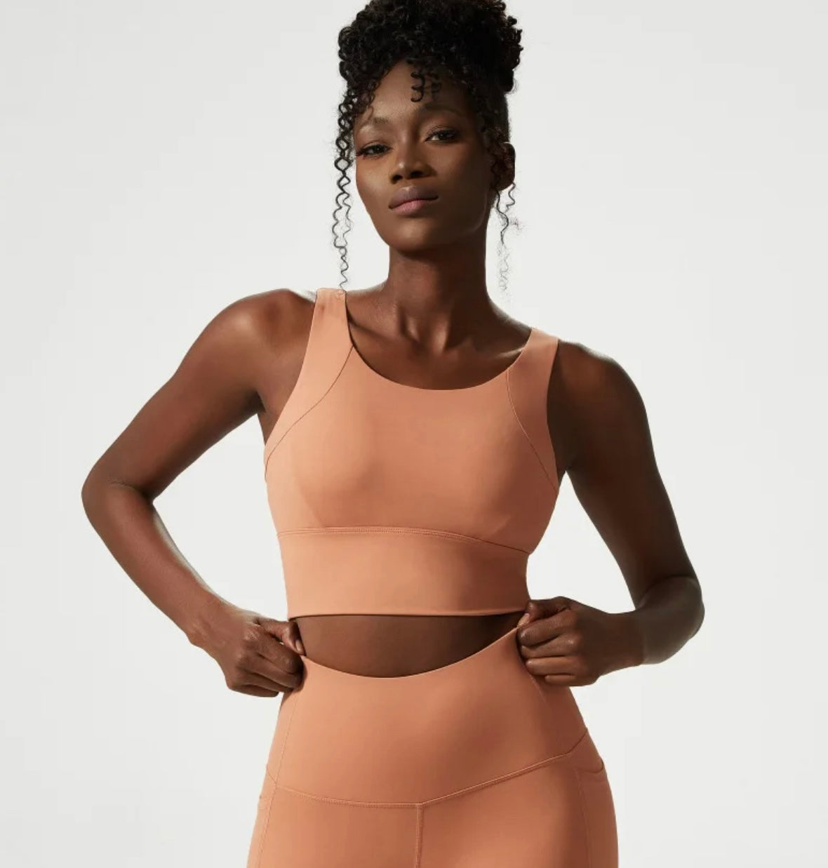 Women's Seamless Sports Bra