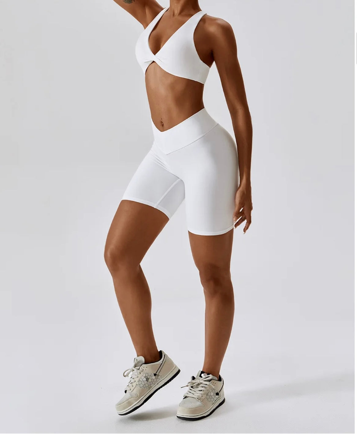 A.V MAXIMUS™
WOMEN'S HIGH-IMPACT SPORTS BRA