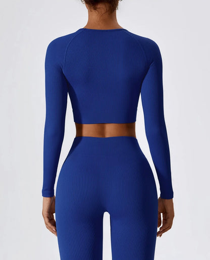 A.V Flex Long Sleeve Crop Top