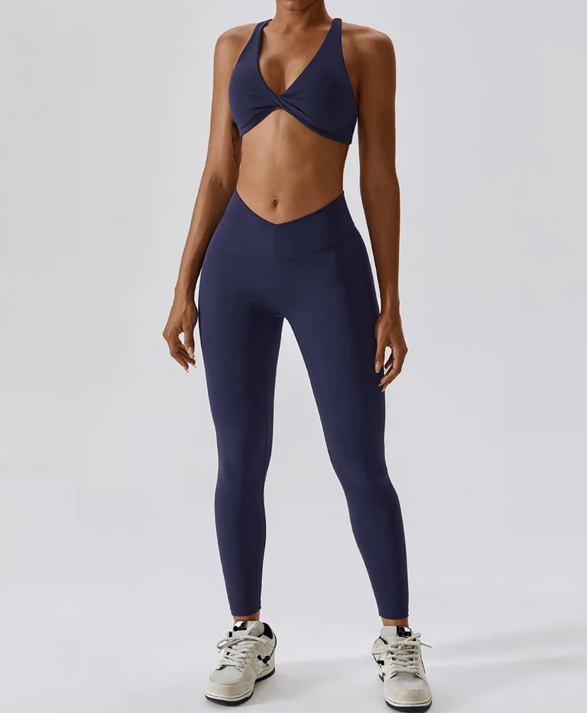 A.V MAXIMUS™
WOMEN'S HIGH-IMPACT SPORTS BRA