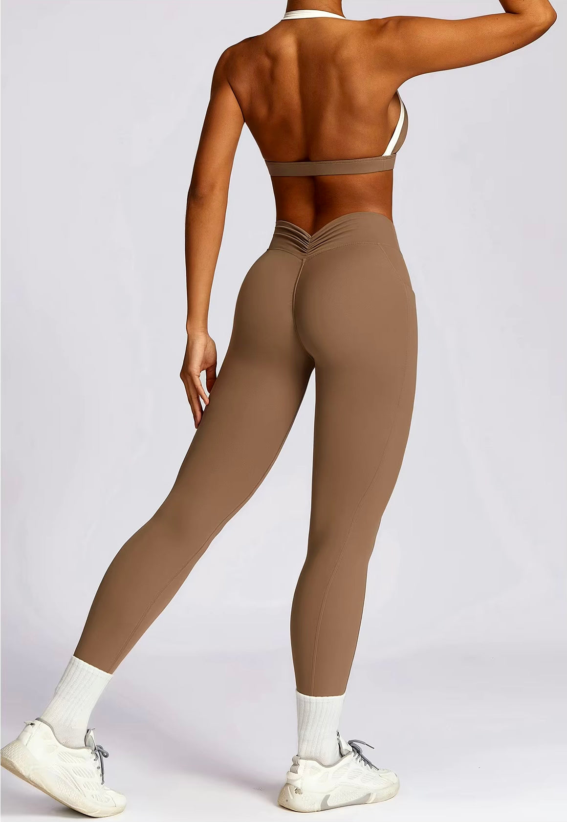 EVERYDAY ESSENTIAL HALTER BRA & LEGGINGS