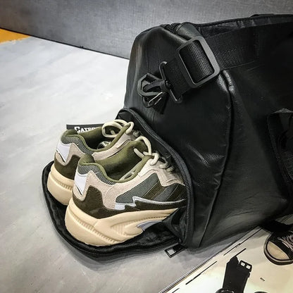 Classic Carryall 
Everyday Leather Gym Bag