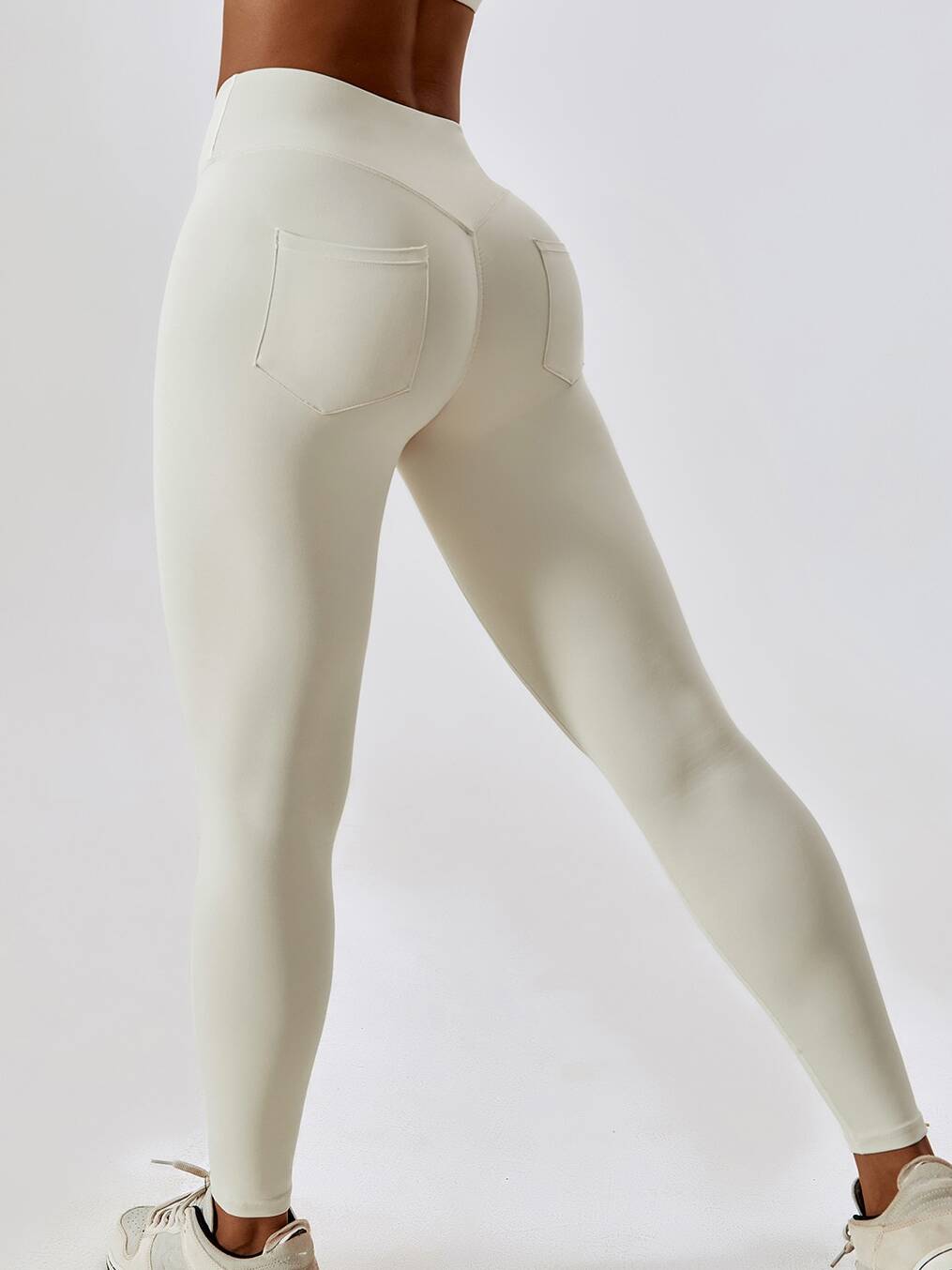 A.V SWIFTDRY SEAMLESS TRAINING LEGGINGS
