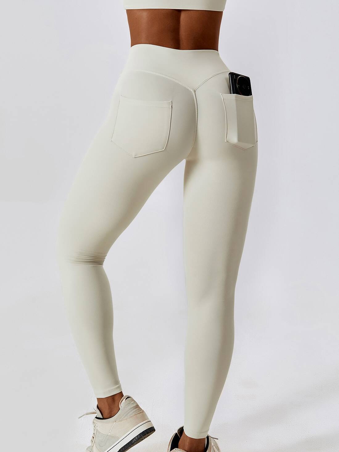 A.V SWIFTDRY SEAMLESS TRAINING LEGGINGS