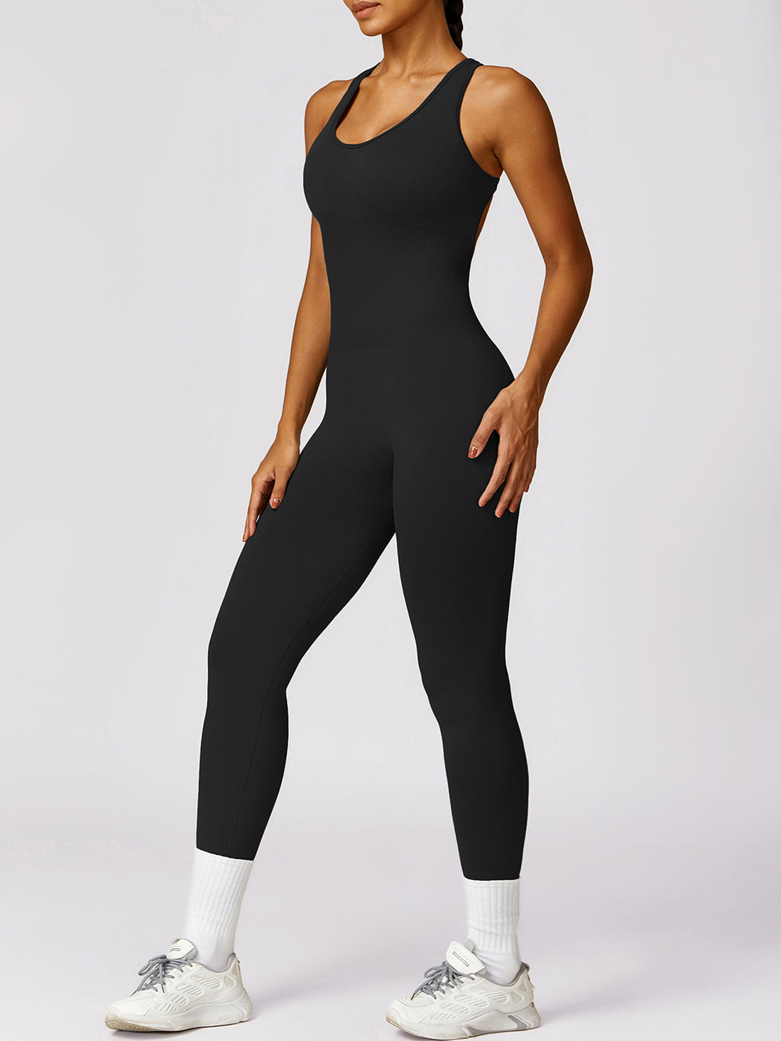 A.V ACTIVE™
SLEEVELESS CUTOUT RACERBACK JUMPSUIT