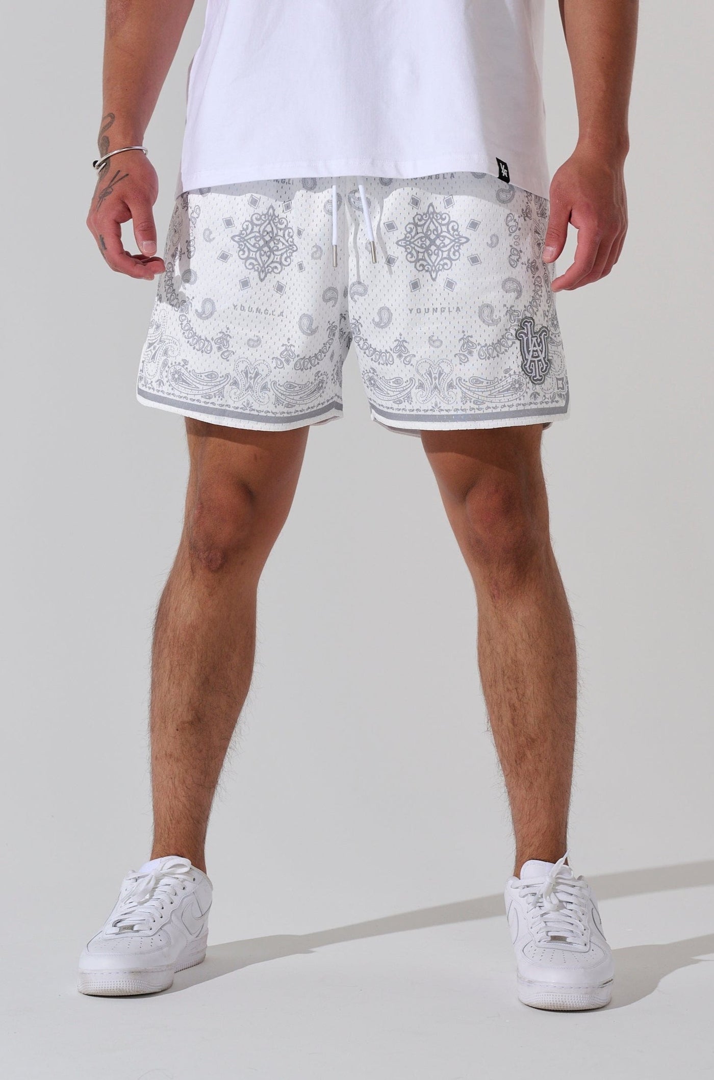 HoopMaster™ - Oversized Bandana Design Basketball Shorts