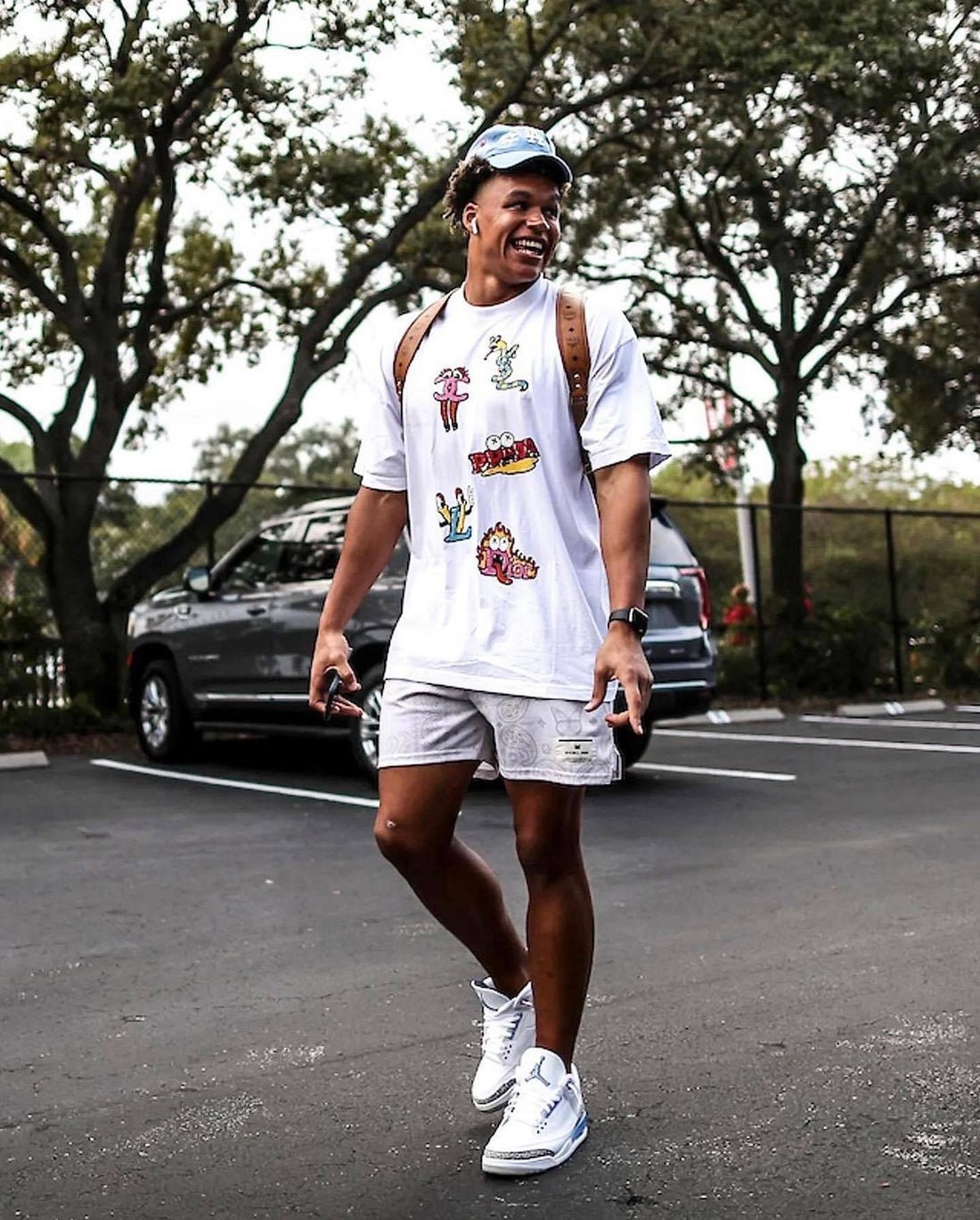 StreetBall™ Series
Men's Paisley Print Basketball Shorts