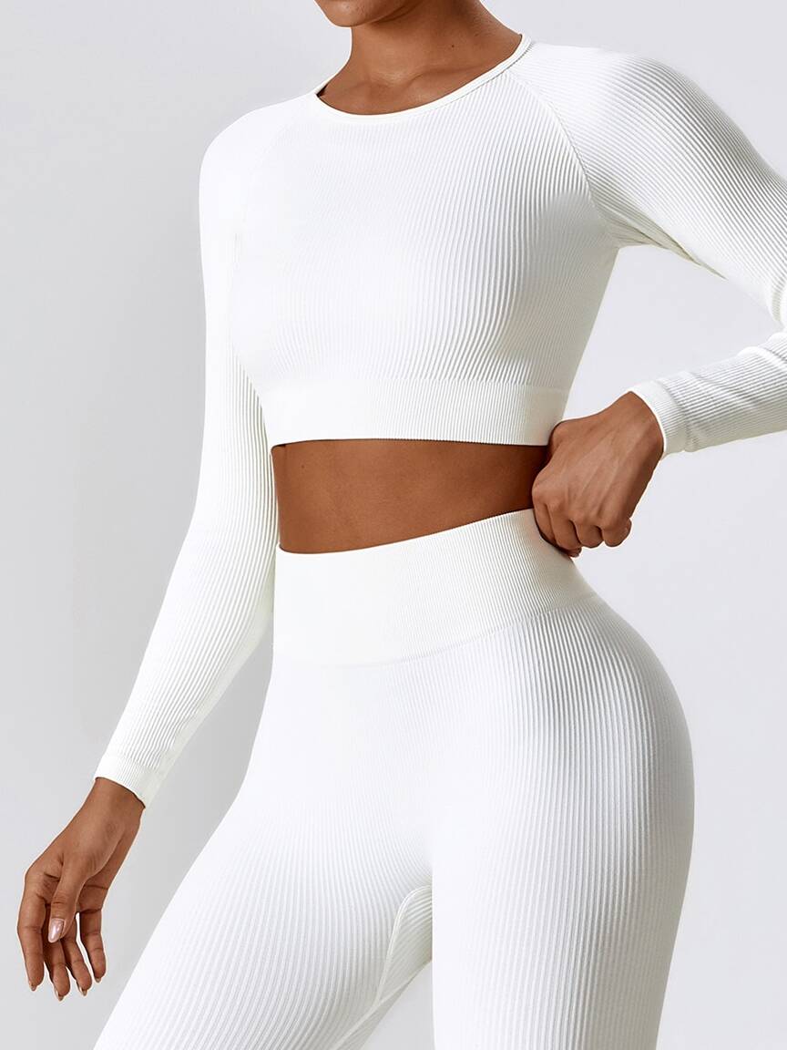 A.V Flex Long Sleeve Crop Top