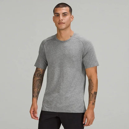 TECHFIT MEN'S WORKOUT T-SHIRT / ULTRA-BREATHABLE